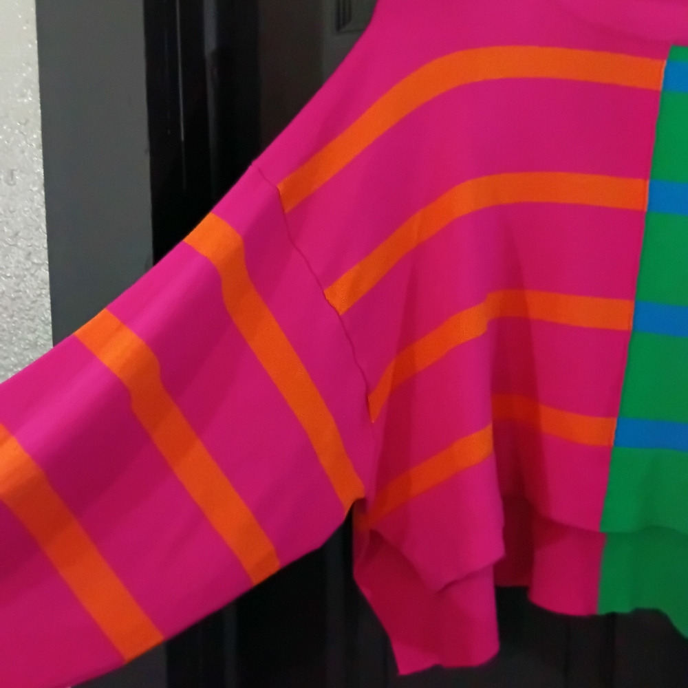 day + moon Sz. L Colorblock Cropped Striped Knit Sweater - Picture 9 of 15